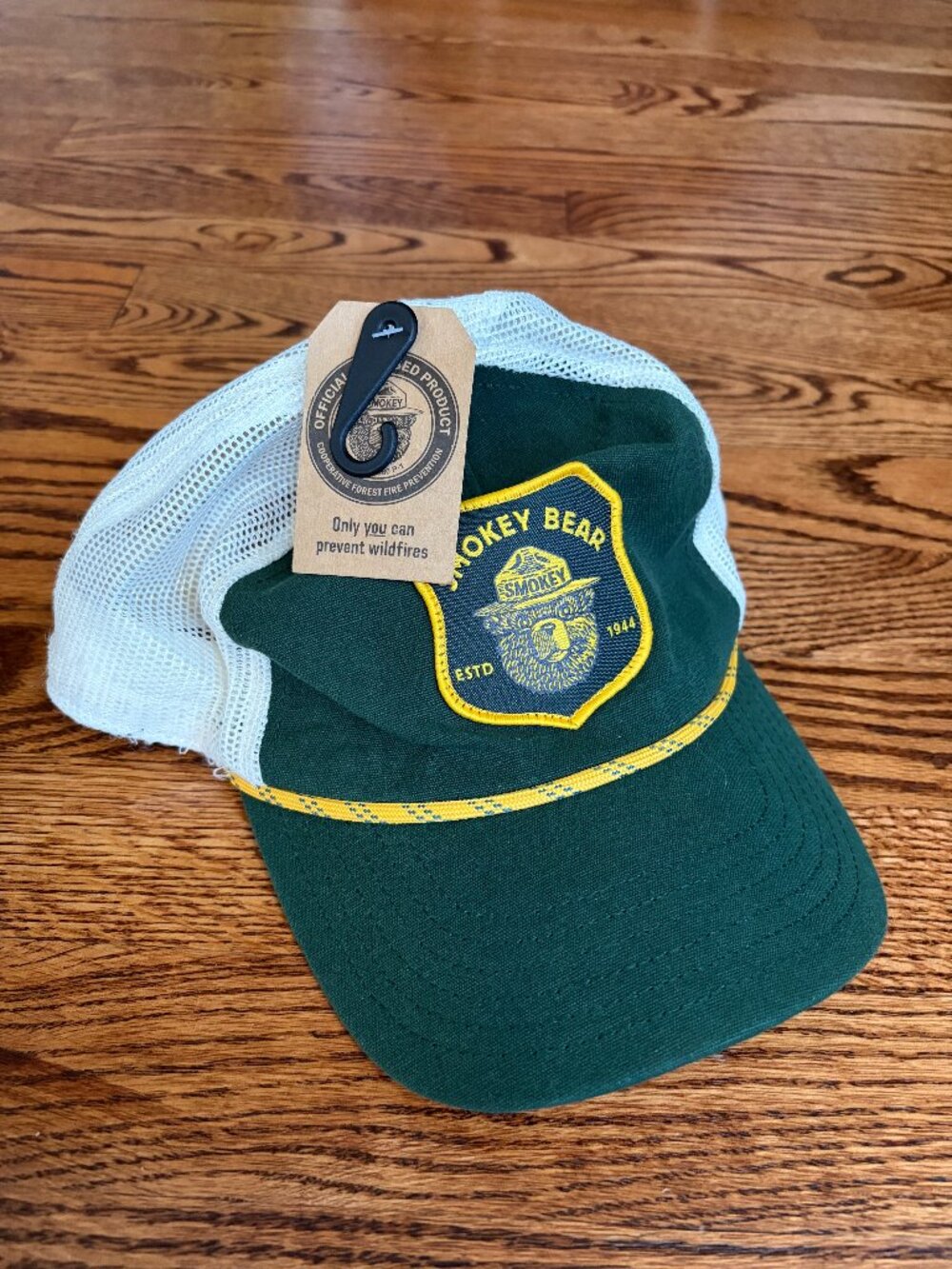 Mad Engine Smokey the Bear Trucker Hat Snapback Cap Prevent Wildfires NWT New!